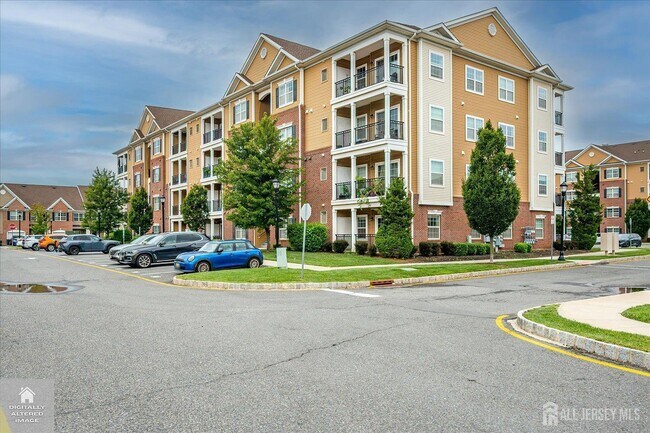 Building Photo - 712 Strassle Wy