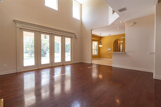 Building Photo - 10430 Birch Tree Ln