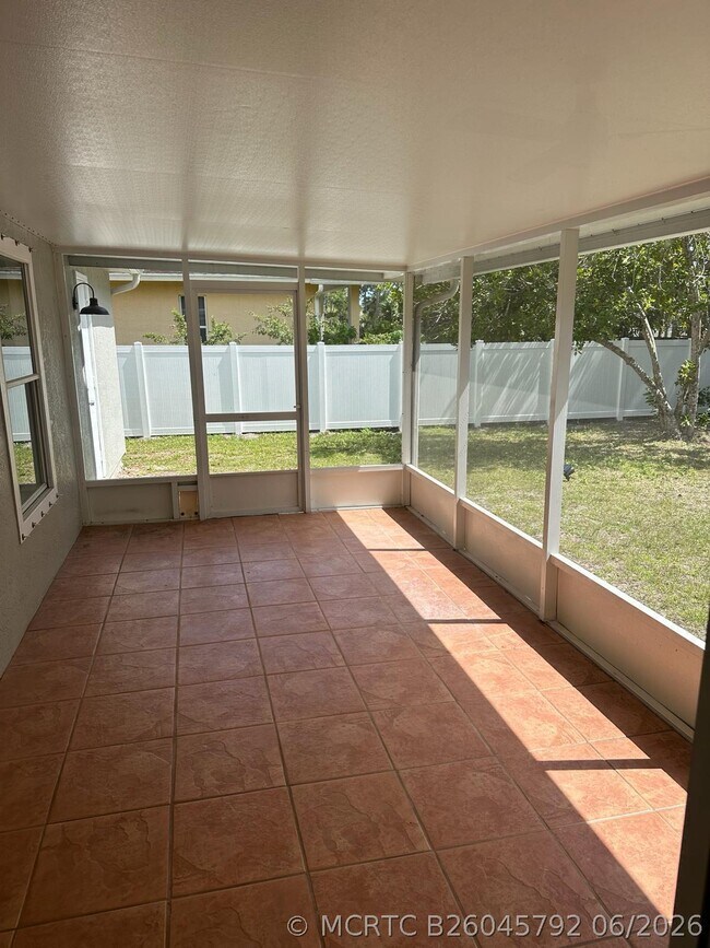 Building Photo - 2150 SW Biella Ave