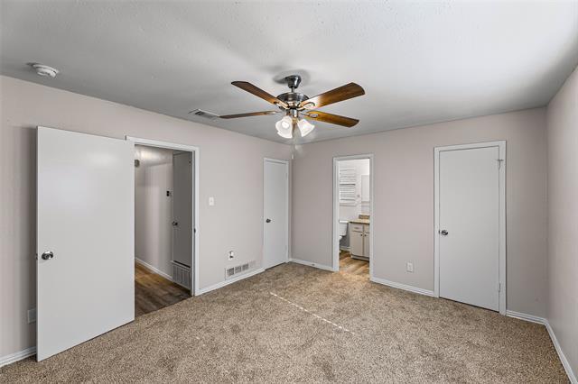 Building Photo - 221 Asbury Dr