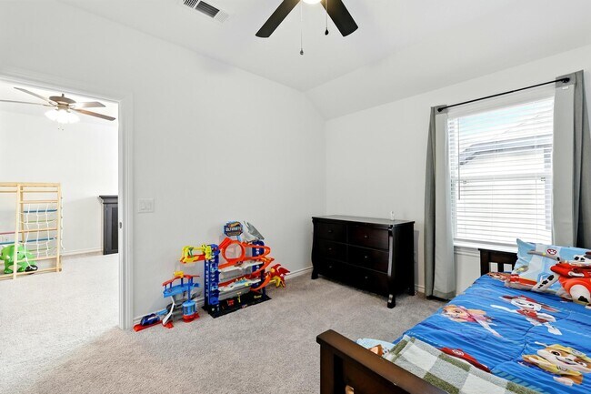 Building Photo - 15727 Rosemary Hl Ln