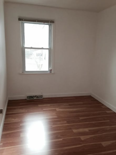 Building Photo - 1501 Veirs Mill Rd