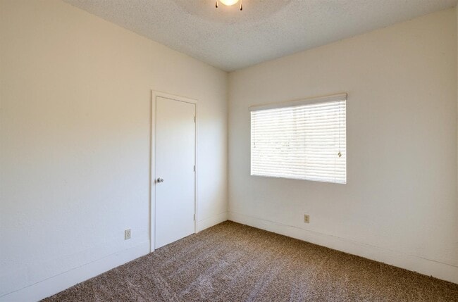 Building Photo - 2962 De Wolf Ave