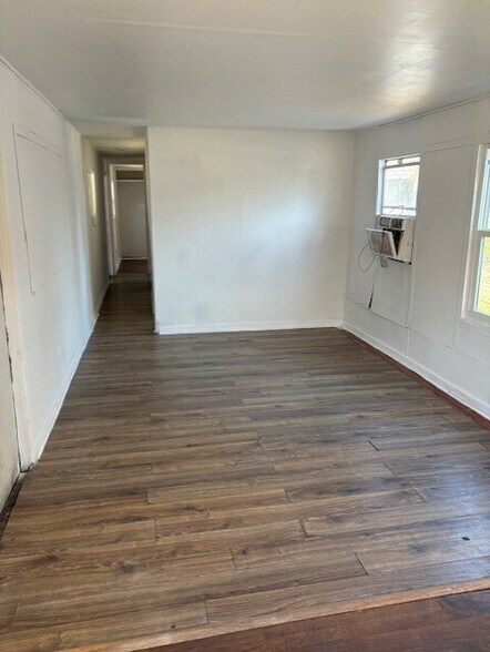 Building Photo - 920 Boardwalk Ln