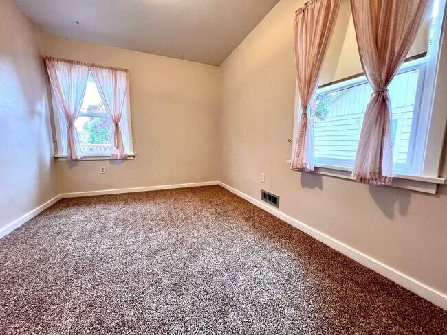 Building Photo - Non-Refundable & Security Deposit Total: $...
