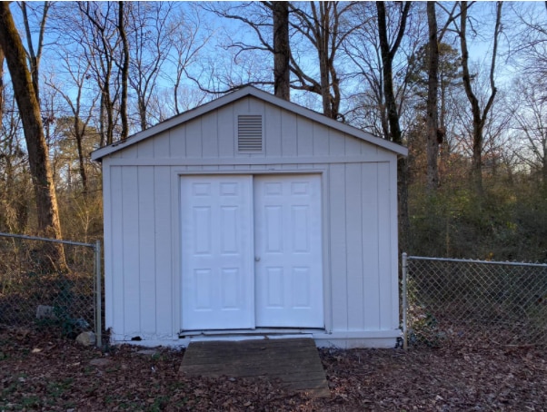 Building Photo - 4417 Thompson Bridge Rd
