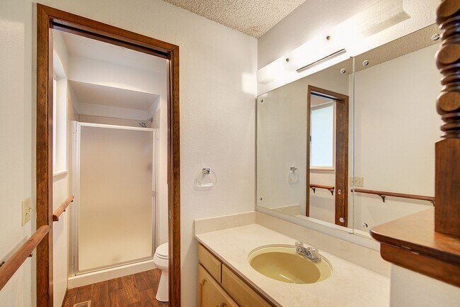 Building Photo - 5bd/3ba Edmonds House
