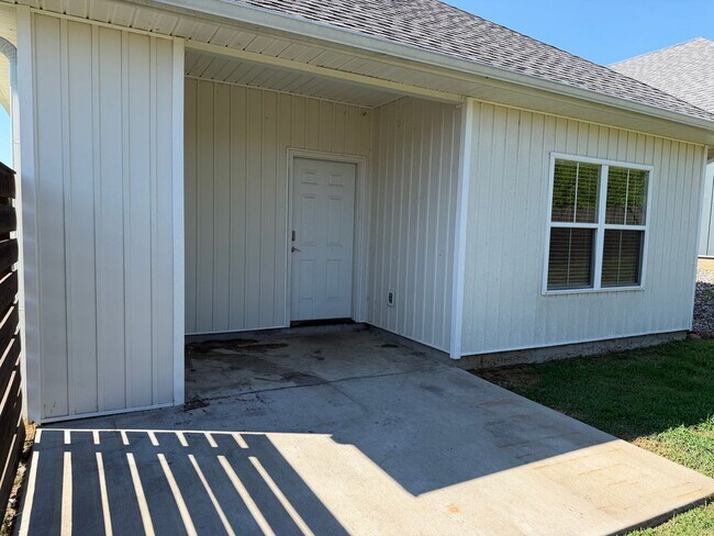 Building Photo - 55 Wolfsbridge Lp