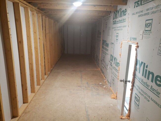 Building Photo - 2051 Puma St