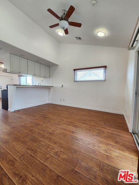 Building Photo - 17118 Oak View Dr
