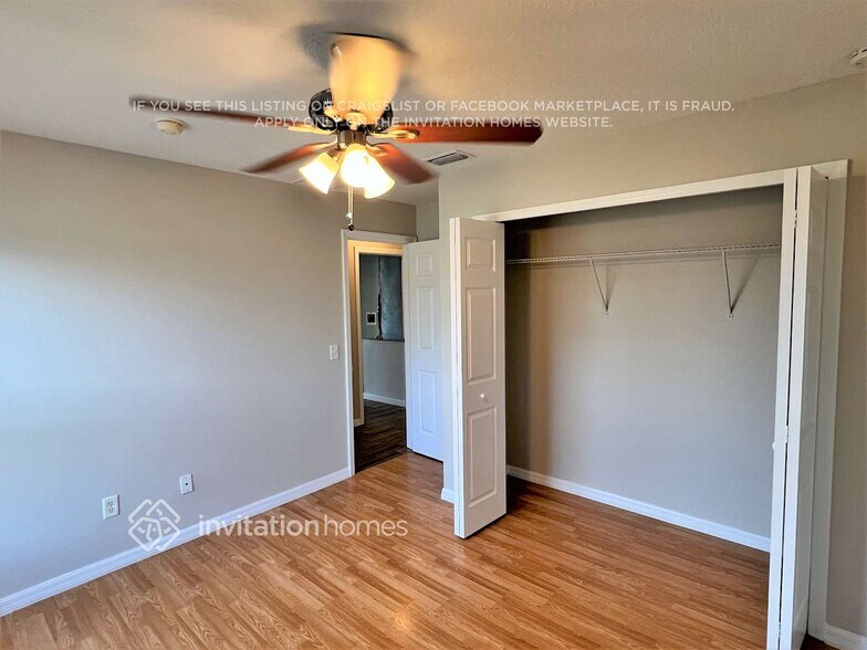 Building Photo - 5341 NW Aloha St