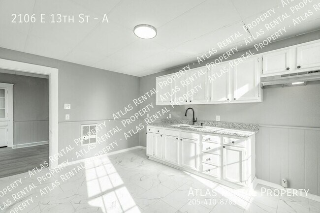 Building Photo - 2106 E 13th St