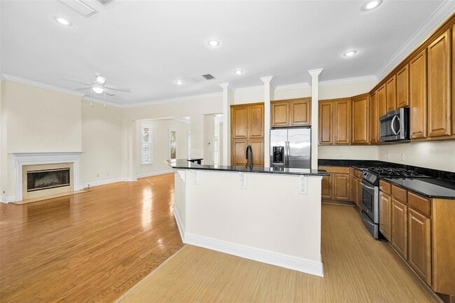 Building Photo - 924 Hemingway Cir