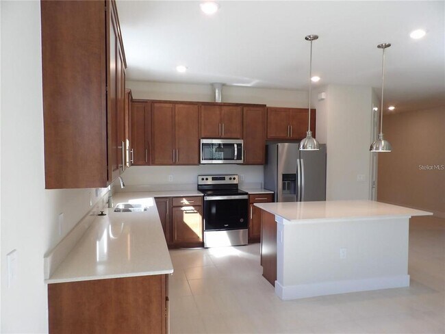 Building Photo - 17469 Back Bay Ct