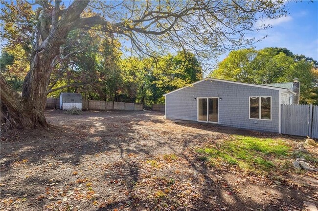 Building Photo - 400 Schooner Ave