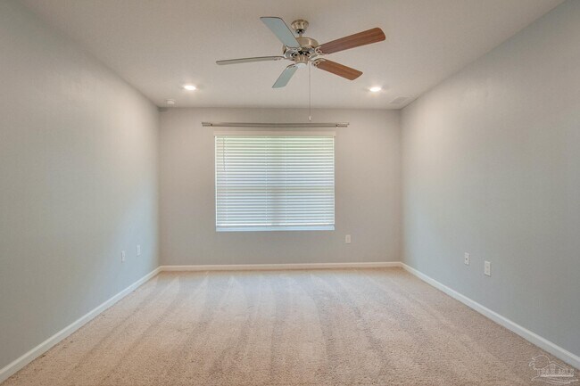 Building Photo - 7328 Lakeside Oak Ct