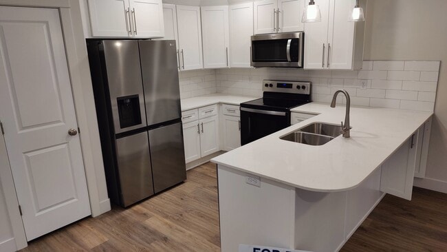 Building Photo - Brand New 3 Bed/2.5 Bath Townhome in West ...
