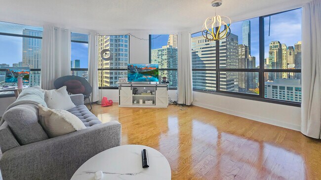 Building Photo - 405 N Wabash Ave