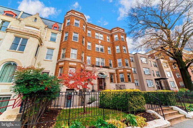 Building Photo - 2535 13th St NW