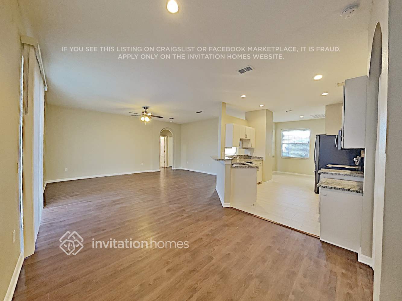 Building Photo - 8415 Greystone Dr