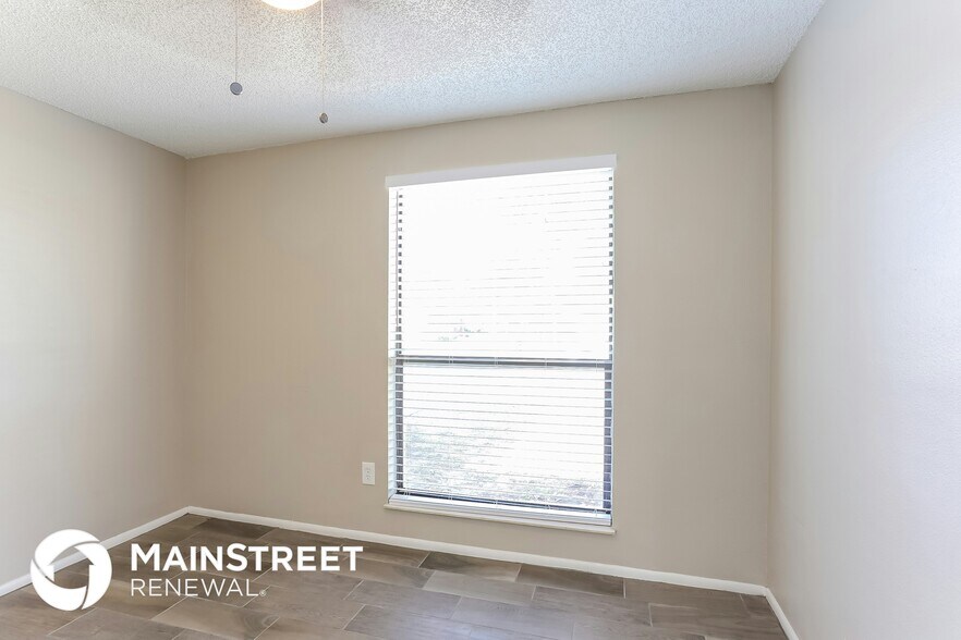 Building Photo - 1209 Hawley Ct