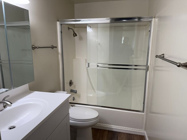Building Photo - Blossom Valley Townhome
