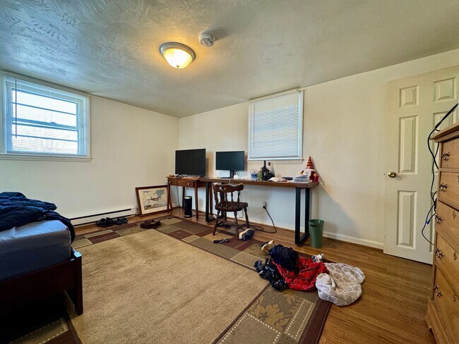 Building Photo - 1708 Grayland St