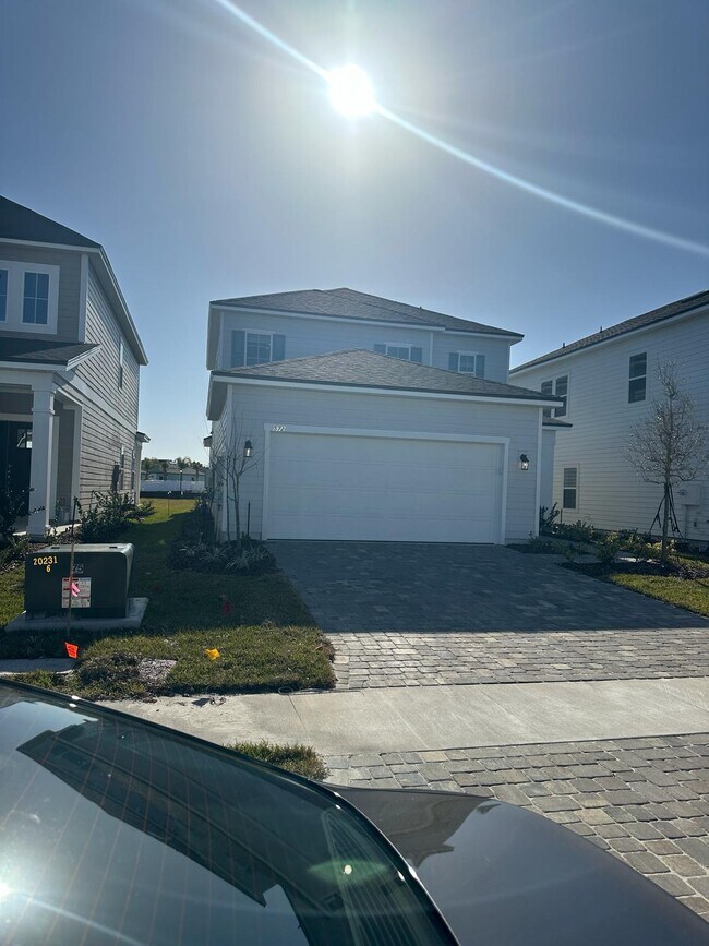 Building Photo - 572 Silver Landing Dr