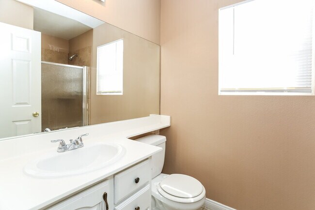 Building Photo - 1718 Rushing River Rd