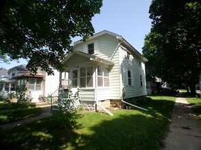 Building Photo - 1614 Floral Ave