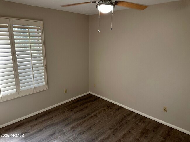 Building Photo - 1802 W Villa Rita Dr