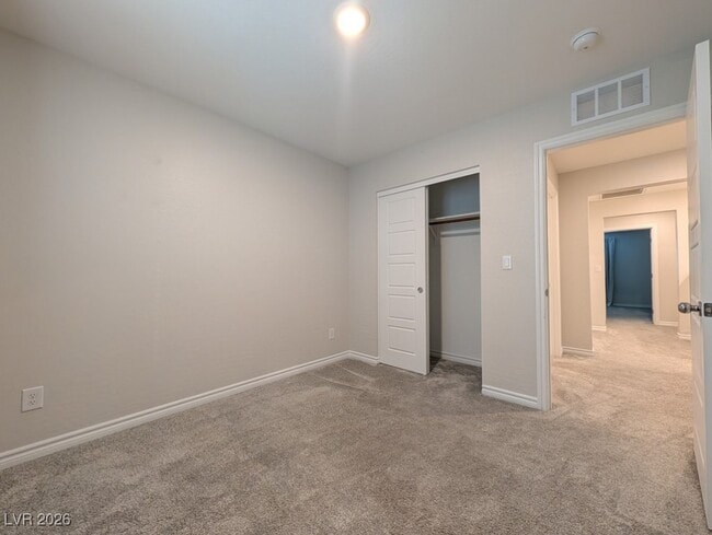 Building Photo - 6206 Foxes Dl St