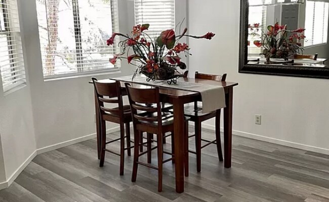 Building Photo - Furnished Rock Springs I Condo!