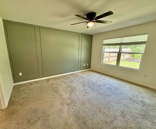 Building Photo - 5265 Peach Dr