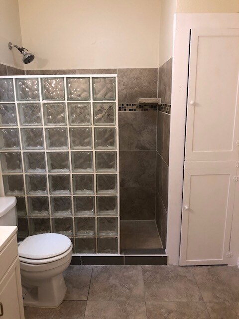 Building Photo - 1/1 Hidden Gem near Pearl