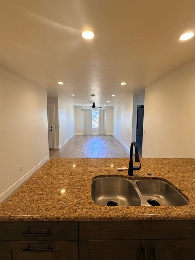 Building Photo - 507 N 3650 W