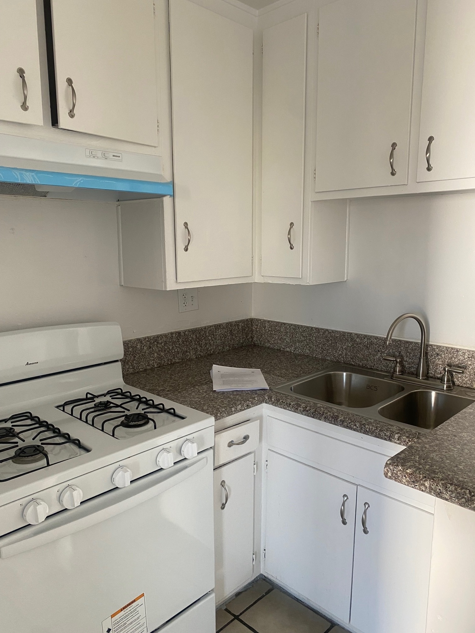 Building Photo - Summer Breeze Apartments