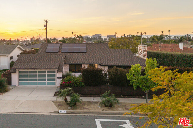 Building Photo - 6213 S Corning Ave