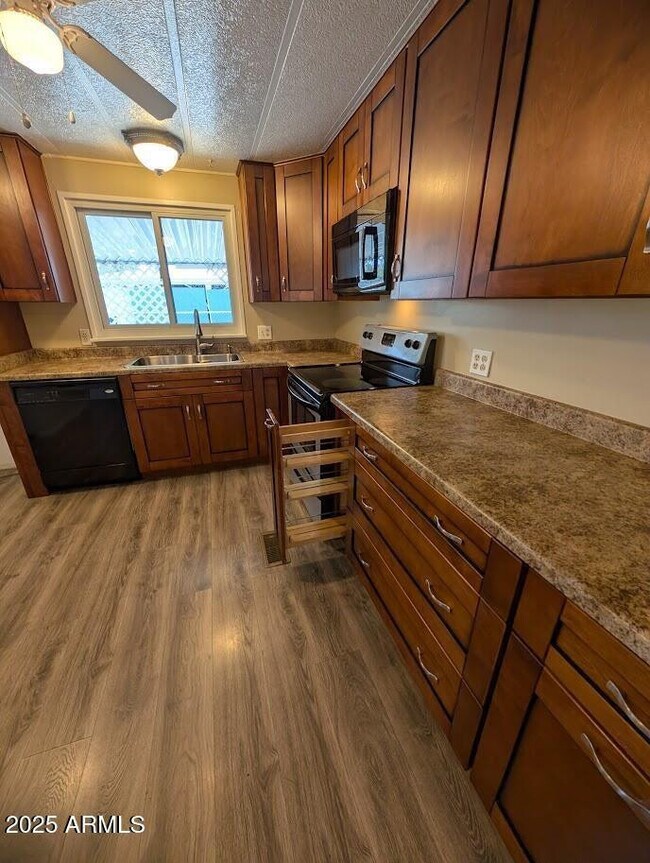 Building Photo - 18003 N 2nd St