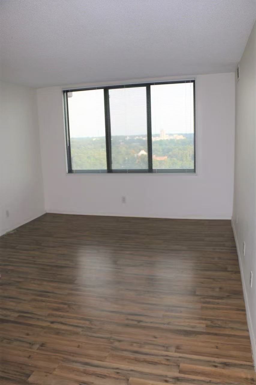 Bedroom - 5225 Pooks Hill Rd