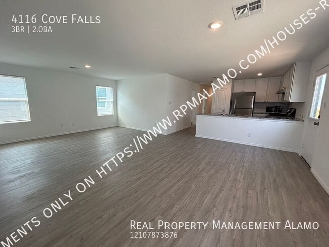 Building Photo - 4116 Cove Fls