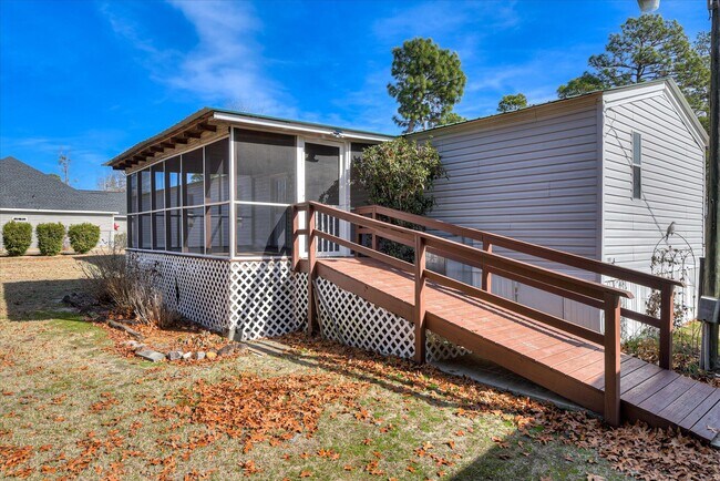 Building Photo - 892 W Five Notch Rd