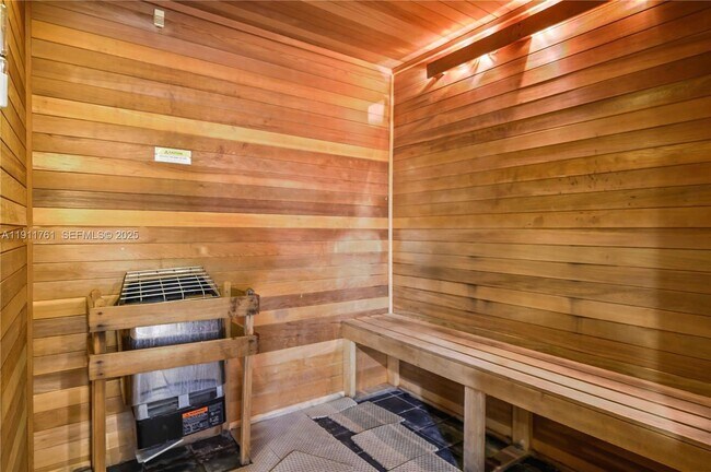 Building Photo - 60 SW 13th St