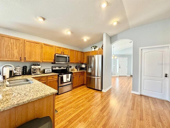 Building Photo - 31107 Masena Dr