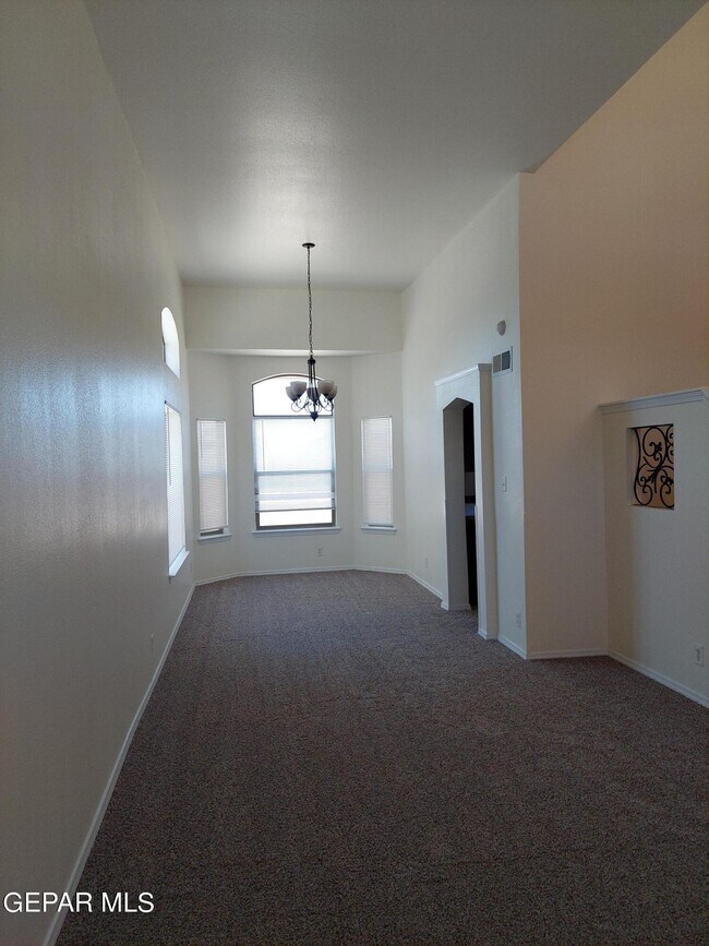 Building Photo - 11236 Horse Ranch St