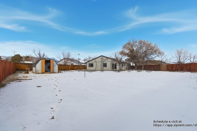 Building Photo - 6240 Klikitat Ct