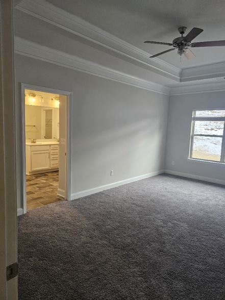 Building Photo - 107 Cypress Holw Trl