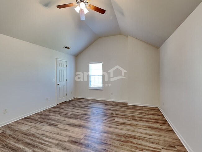 Building Photo - 4413 Singing Oak Court