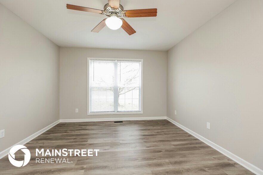 Building Photo - 7002 Summit Ct