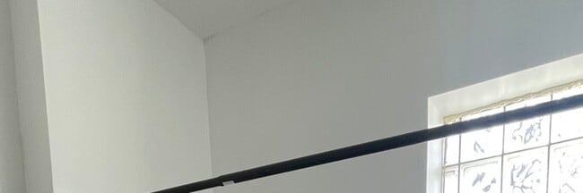 Building Photo - 7352 S Yale Ave